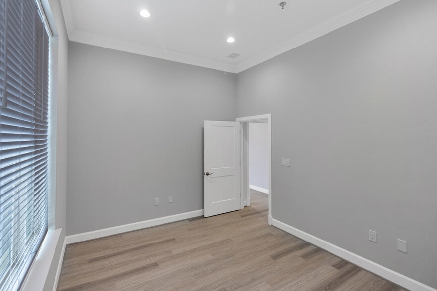 More Photos Of 7912 Preston Rd, Frisco General Retail For Lease