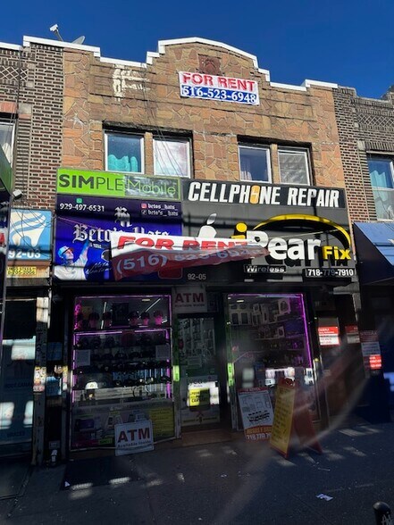 Primary Photo Of 92-05 Roosevelt Ave, Jackson Heights Storefront Retail Office For Lease