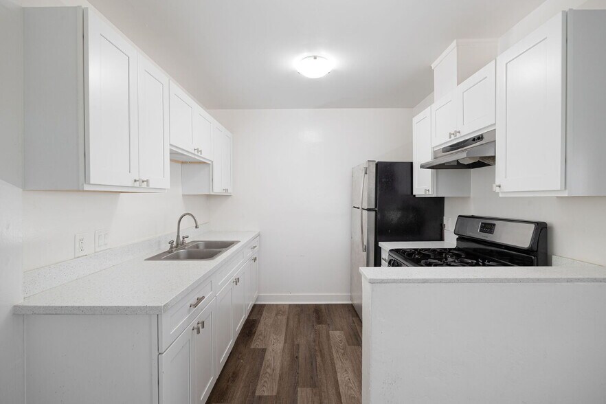 More Photos Of 4280-4284 Schoolridge Ln, La Mesa Apartments For Sale