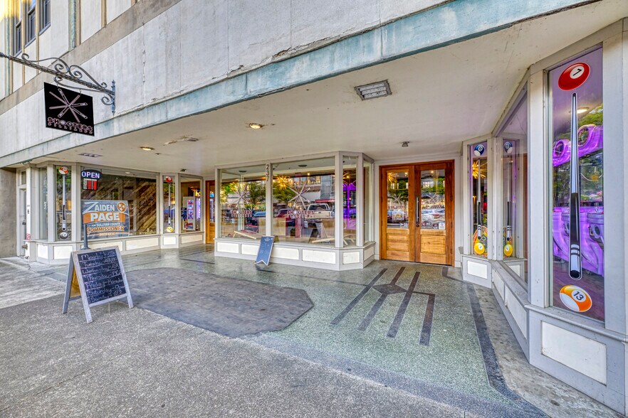 More Photos Of 237-245 Broad St, Kingsport Storefront For Sale