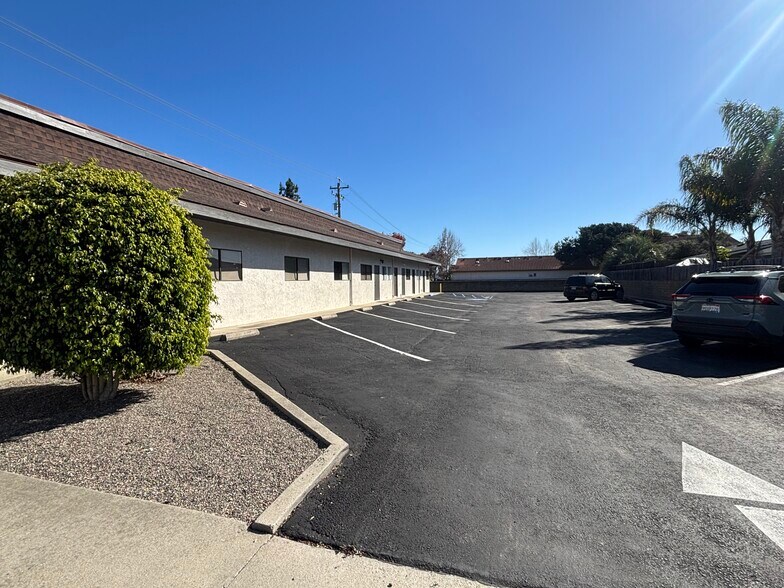 More Photos Of 260-268 S Halcyon Rd, Arroyo Grande Medical For Lease
