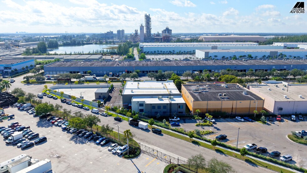 More Photos Of 10941 NW 123rd St, Medley Industrial For Lease