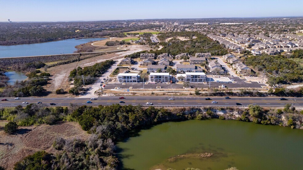 More Photos Of 1651 S Bell Blvd, Cedar Park Storefront Retail Office For Lease