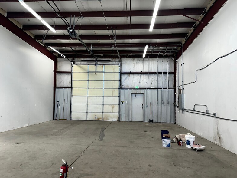 More Photos Of 5415 W 59th Ave, Arvada Flex For Lease