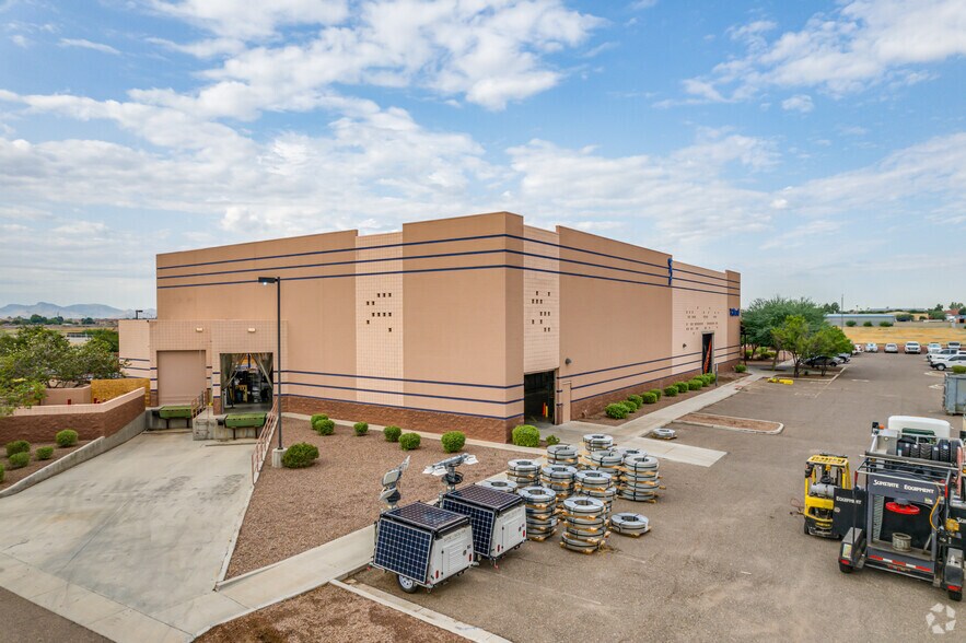 More Photos Of 1050 E Riley Dr, Avondale Warehouse For Sale
