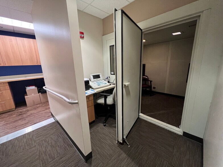 More Photos Of 12319 N Mopac Expy, Austin Medical For Sale