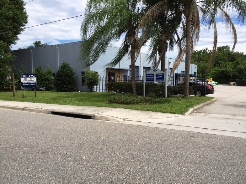 More Photos Of 54 W Illiana, Orlando Warehouse For Lease