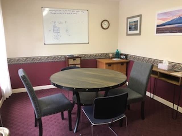 More Photos Of 567 Vauxhall St, Waterford Medical For Sale