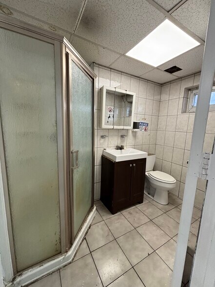 More Photos Of 82 Georgia Ave, Brooklyn Industrial For Lease