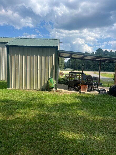 More Photos Of 1625 N US Highway 59, Linden Freestanding For Sale