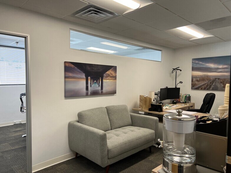 More Photos Of 330 Rancheros Dr, San Marcos Research And Development For Lease
