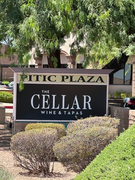 More Photos Of 5030 E Warner Rd, Phoenix Storefront Retail Office For Lease