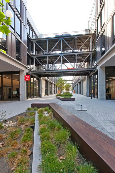 More Photos Of 100 Hooper St, San Francisco Unknown For Lease