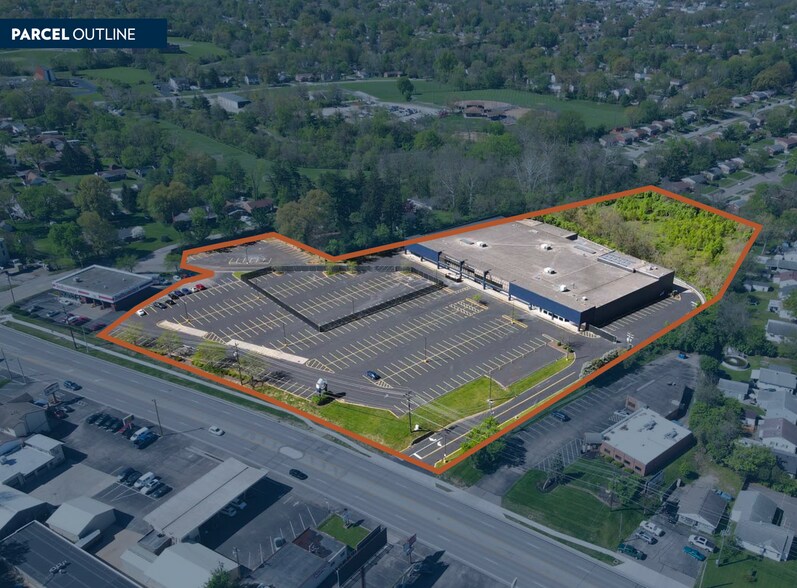 More Photos Of 6401 Colerain Ave, Cincinnati Supermarket For Lease