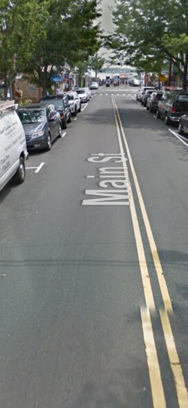 More Photos Of 136-138 Main St, Greenport Storefront Retail Residential For Sale