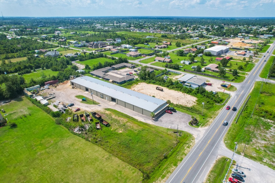 More Photos Of 2325 Transmitter Rd, Panama City Warehouse For Lease