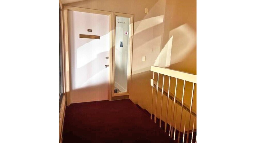 More Photos Of 12989 Jupiter Rd, Dallas Office For Sale