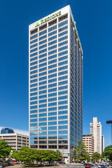 More Photos Of 400 W Capitol Ave, Little Rock Office For Lease