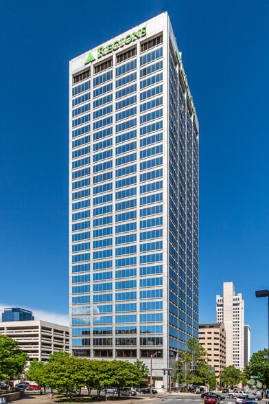 More Photos Of 400 W Capitol Ave, Little Rock Office For Lease