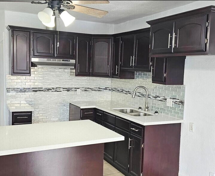 More Photos Of 1738 W 82nd St, Los Angeles Apartments For Sale
