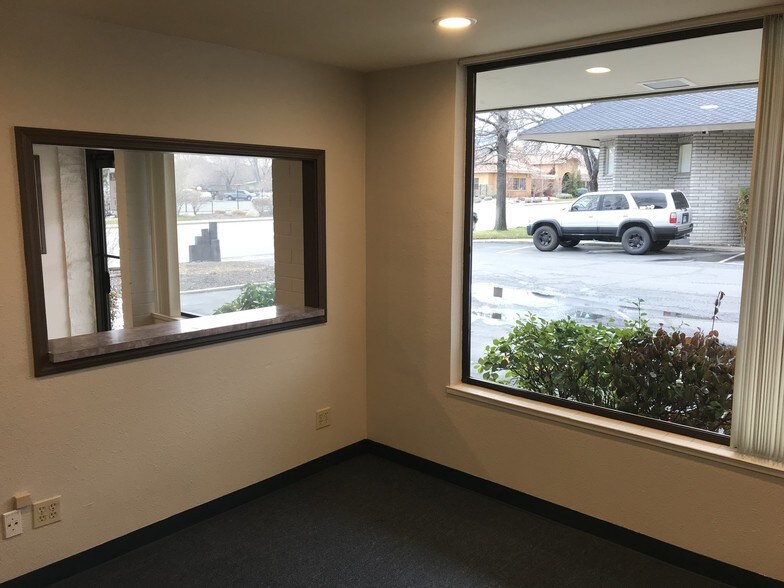 More Photos Of 1055 Moana Ln, Reno Medical For Lease