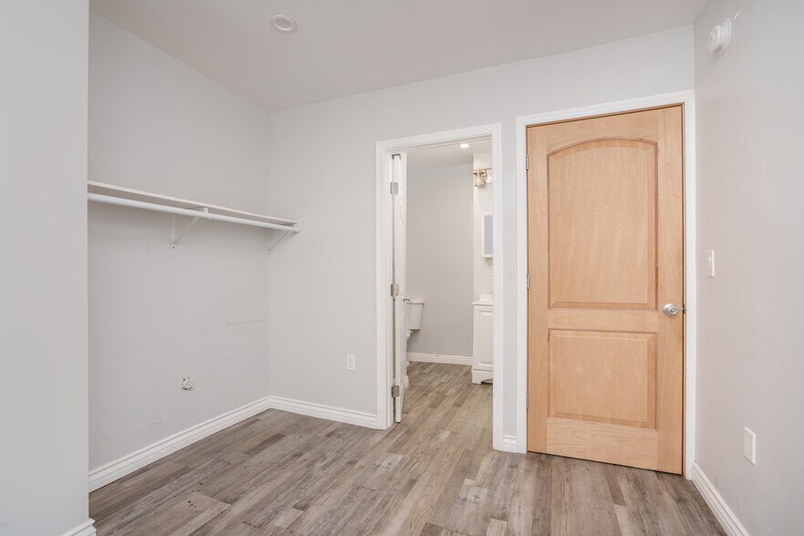 More Photos Of 406 S St Andrews Pl, Los Angeles Apartments For Sale