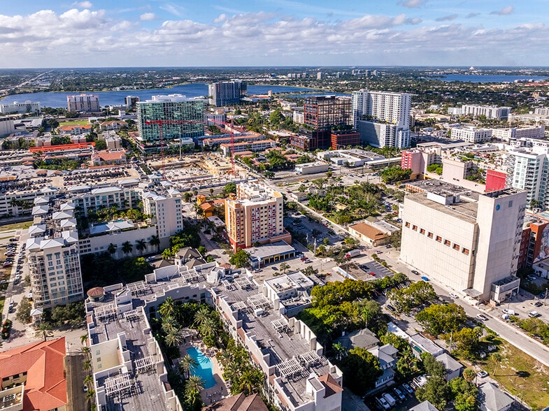 More Photos Of 518 S Dixie Hwy, West Palm Beach Storefront Retail Residential For Sale