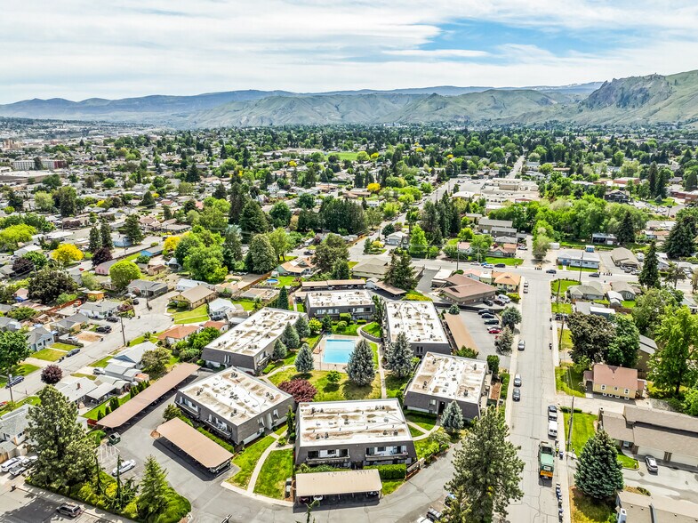 More Photos Of 1311 Westwood Ave, Wenatchee Apartments For Sale