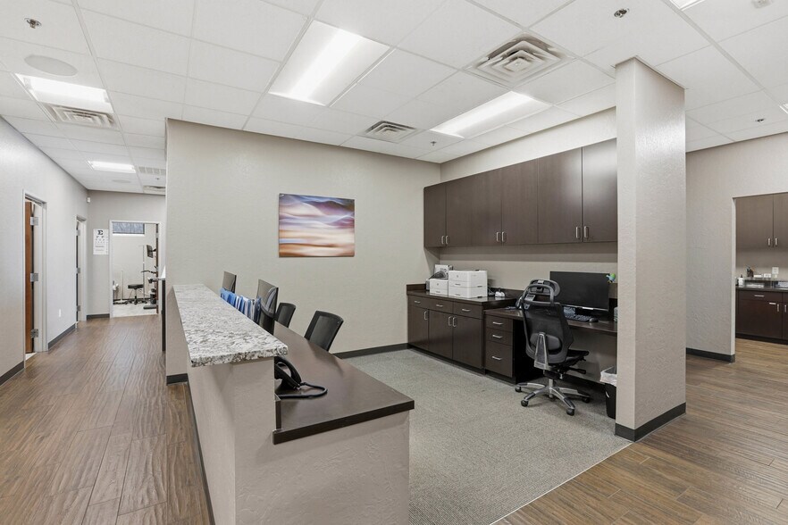 More Photos Of 2804 SW 134th St, Oklahoma City Medical For Sale