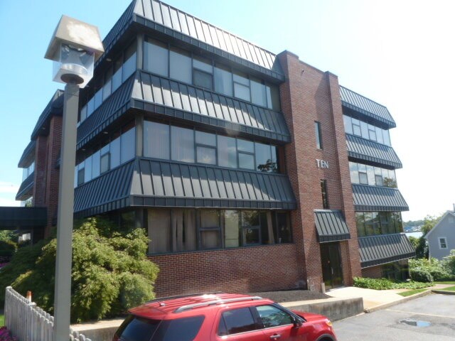 More Photos Of 10 Allen St, Toms River Office For Lease