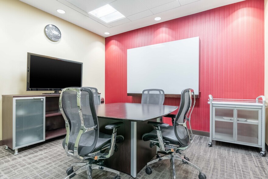 More Photos Of 16427 N Scottsdale Rd, Scottsdale Coworking Space