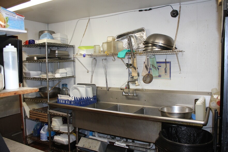 More Photos Of 1550-1560 State Road 436, Winter Park Restaurant For Lease
