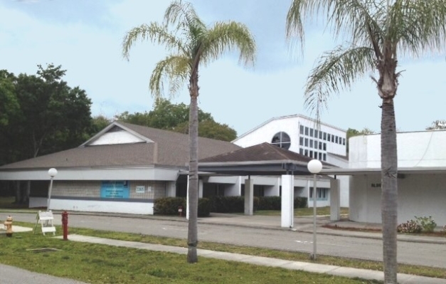 Primary Photo Of 940 Tarpon St, Fort Myers Schools For Sale