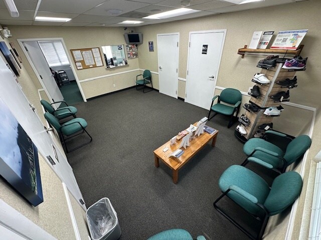 More Photos Of 350 Bloomfield Ave, Bloomfield Office For Sale