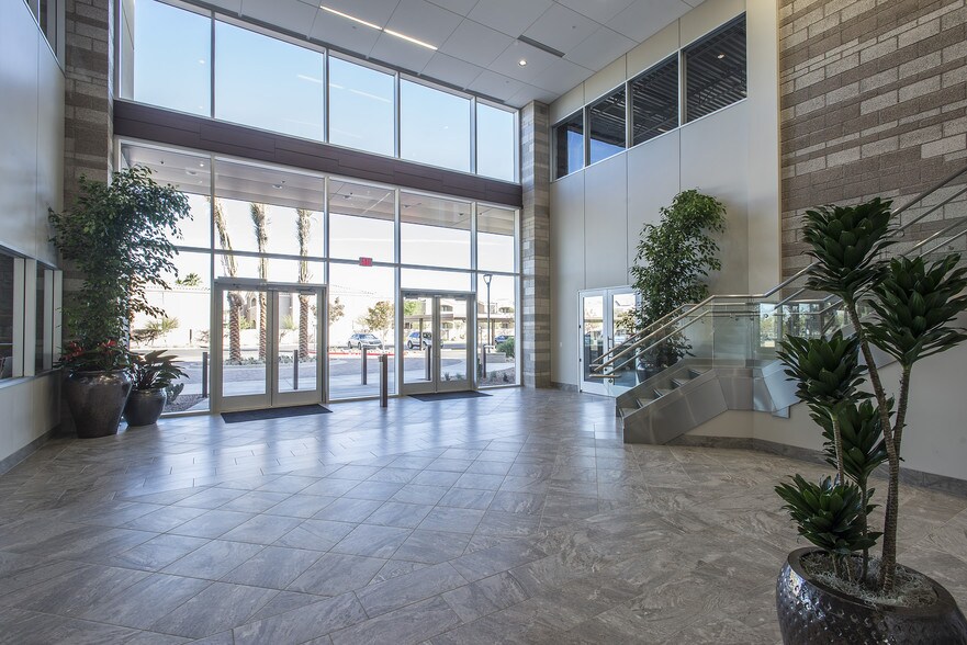 More Photos Of 20333 N 19th Ave, Phoenix Medical For Sale