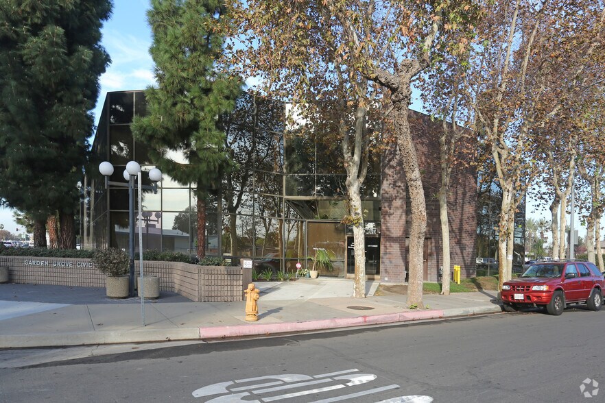 More Photos Of 11277 Garden Grove Blvd, Garden Grove Office For Lease