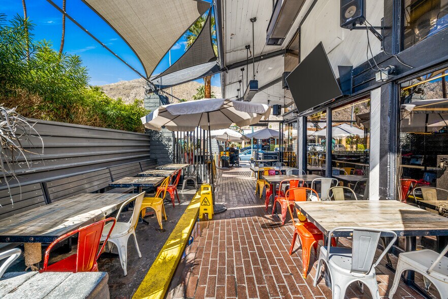 More Photos Of 266 S Palm Canyon Dr, Palm Springs Restaurant For Sale