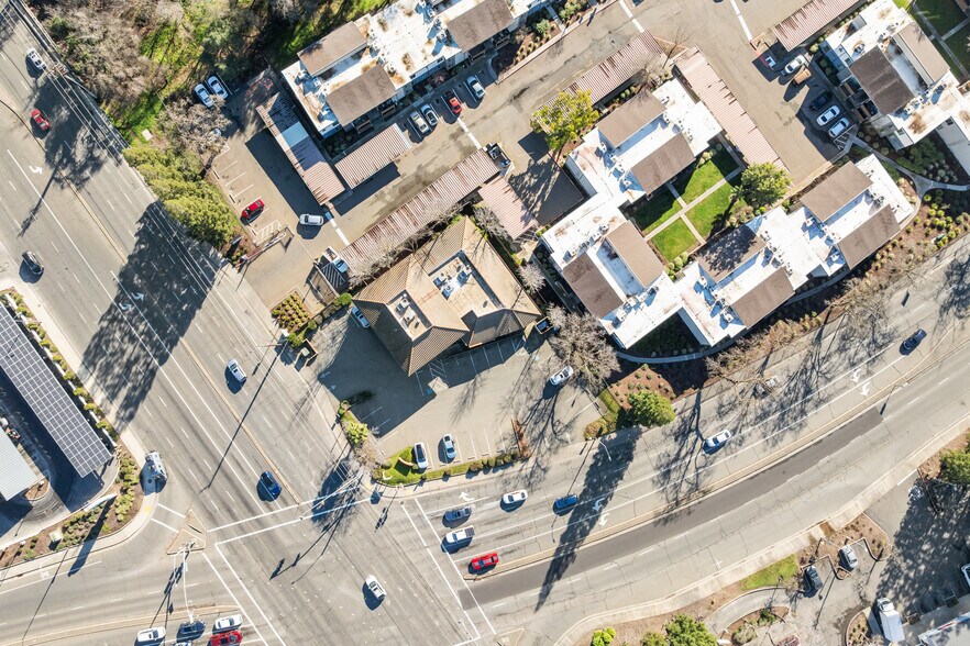 More Photos Of 5500 Madison Ave, Sacramento Office For Lease
