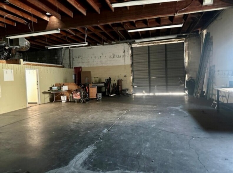 More Photos Of 3641-3645 51st Ave, Sacramento Warehouse For Lease