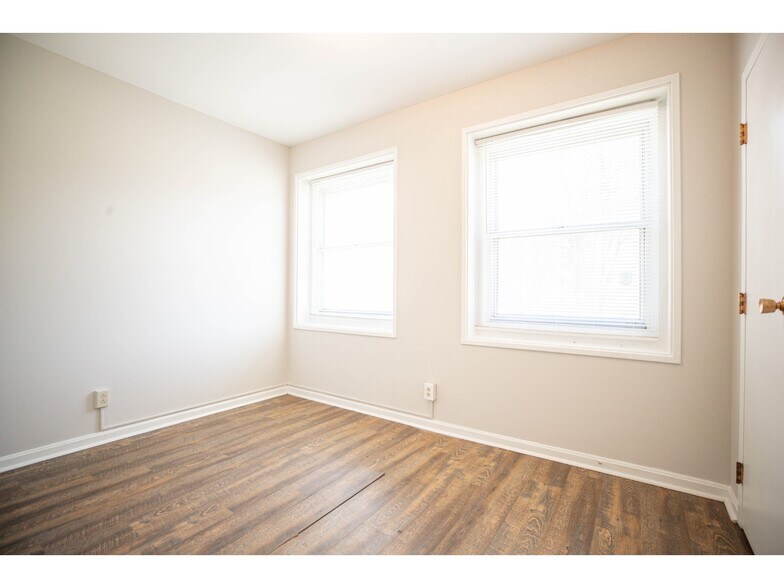 More Photos Of 1805 Dixie Hwy, Louisville Apartments For Sale