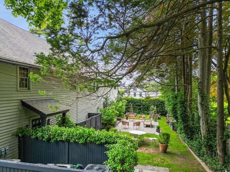 More Photos Of 259 Westchester Ave, Pound Ridge Storefront For Sale