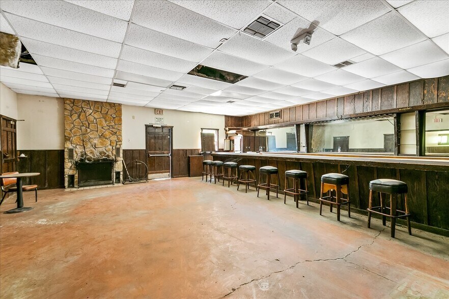 More Photos Of 2080 Smith Flat Rd, Placerville General Retail For Sale