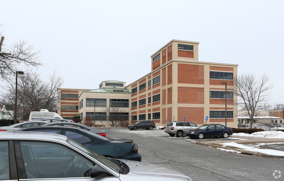 More Photos Of 20-28 Sargeant St, Hartford Research And Development For Sale