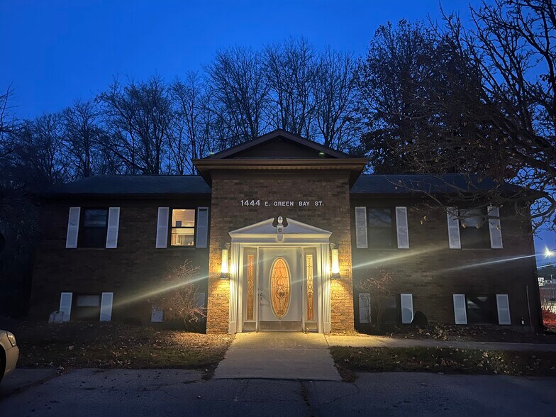 Primary Photo Of 1444 E Green Bay St, Shawano Office For Lease