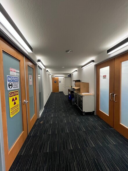 More Photos Of 1200 5th St, Berkeley Light Manufacturing For Lease