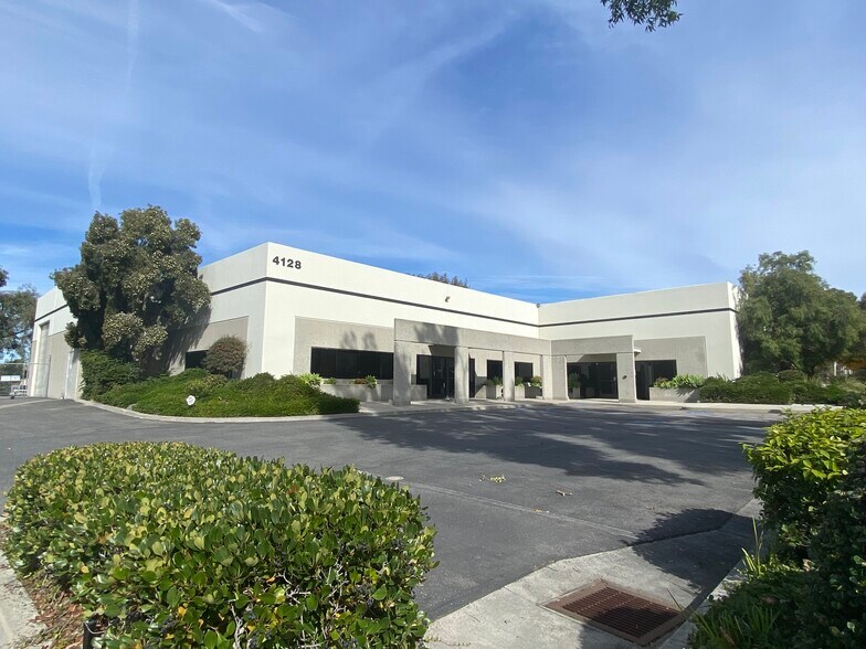 Primary Photo Of 4128 Avenida De La Plata, Oceanside Manufacturing For Lease