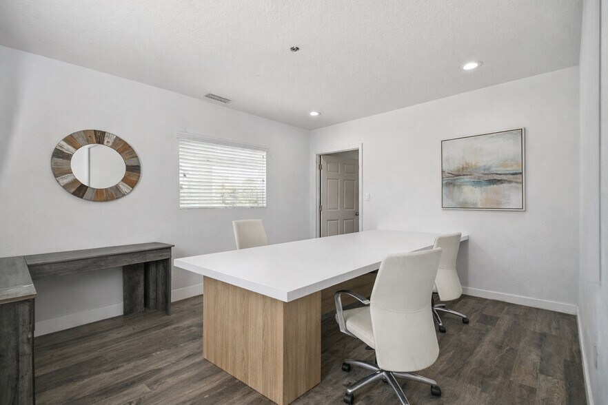 More Photos Of 6010 Wall St, Port Richey Warehouse For Sale