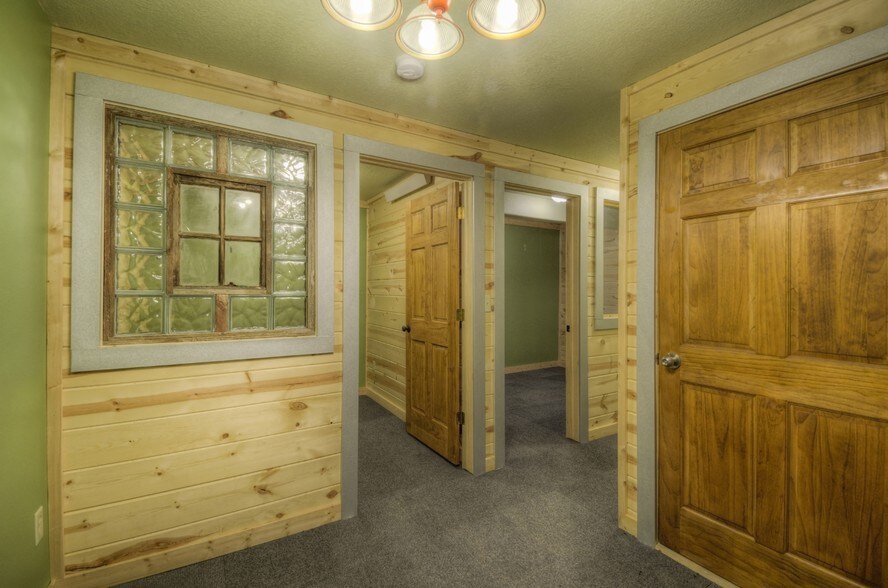 More Photos Of 710 Tenaya St, Hermosa General Retail For Sale