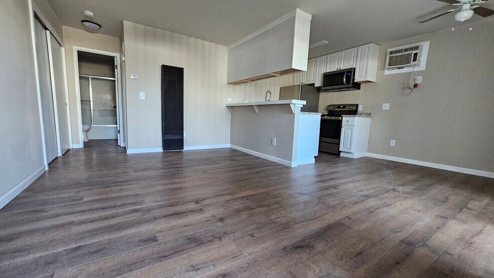 More Photos Of 610 E Pine St, Lodi Apartments For Sale