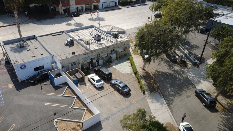 More Photos Of 11419-11423 W Washington Blvd, Los Angeles Storefront For Sale